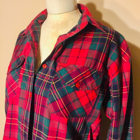 CARRE AU SPORT- Red/Green Plaid Button down Top-S - Picture 2 of 8